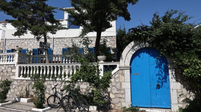 συριζα-αυλαία-για-τις-εργασίες-στις-σπ-562841539