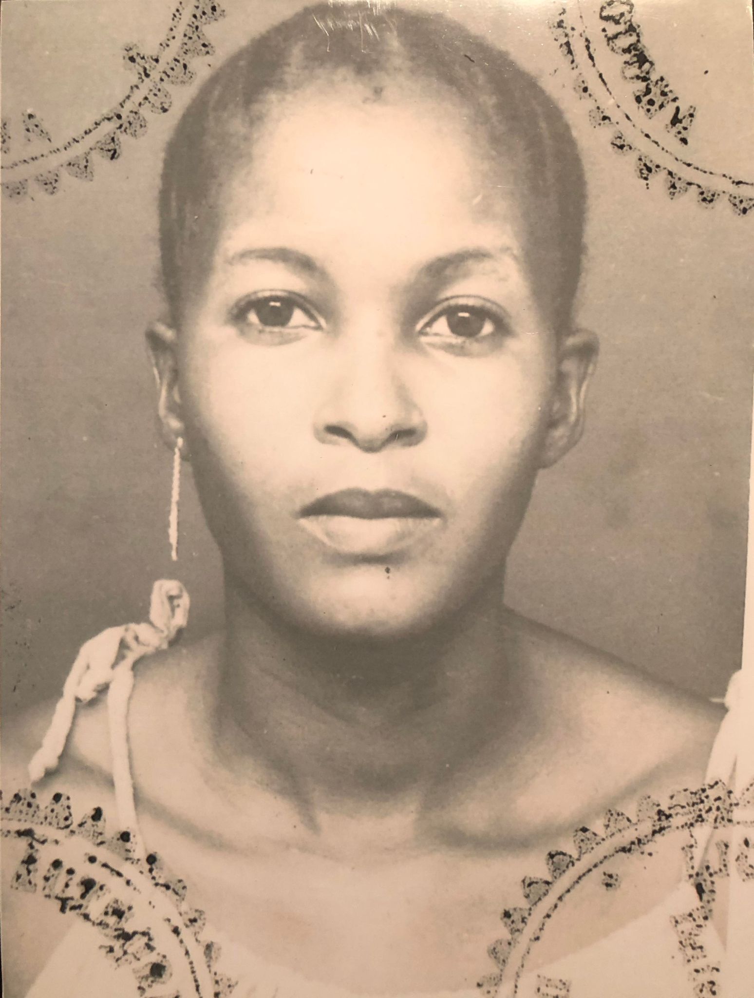 «Θέλαμε να γνωρίσουμε τον πατέρα μας, πιστεύαμε πως θα μας έφερνε γαλήνη»-1