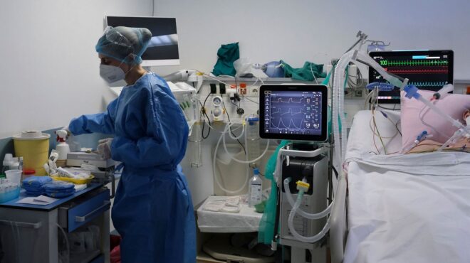 covid-19-κυριαρχεί-η-υπο-παραλλαγή-jn-1-103-θάνατ-562836586