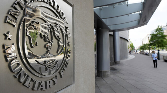 δντ-καμπανάκι-για-χαμηλή-αποταμίευ-562847887