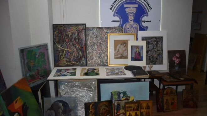 κύκλωμα-πλαστών-πινάκων-με-γκαλερί-στ-562820653