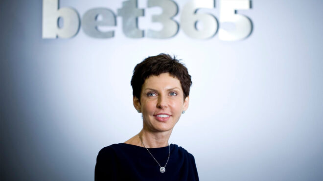 μισθός-281-εκατ-δολαρίων-και-αντιδράσει-562825957