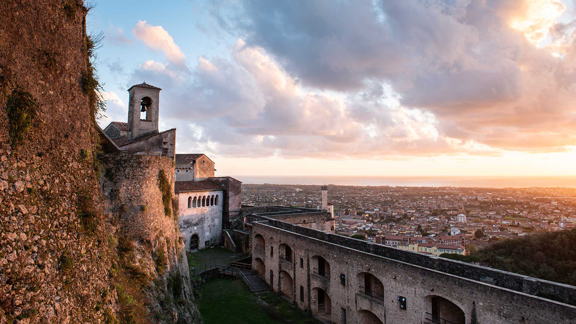 Η Θεσσαλονίκη… και οι άλλοι 51 προορισμοί των New York Times για το ’24-5