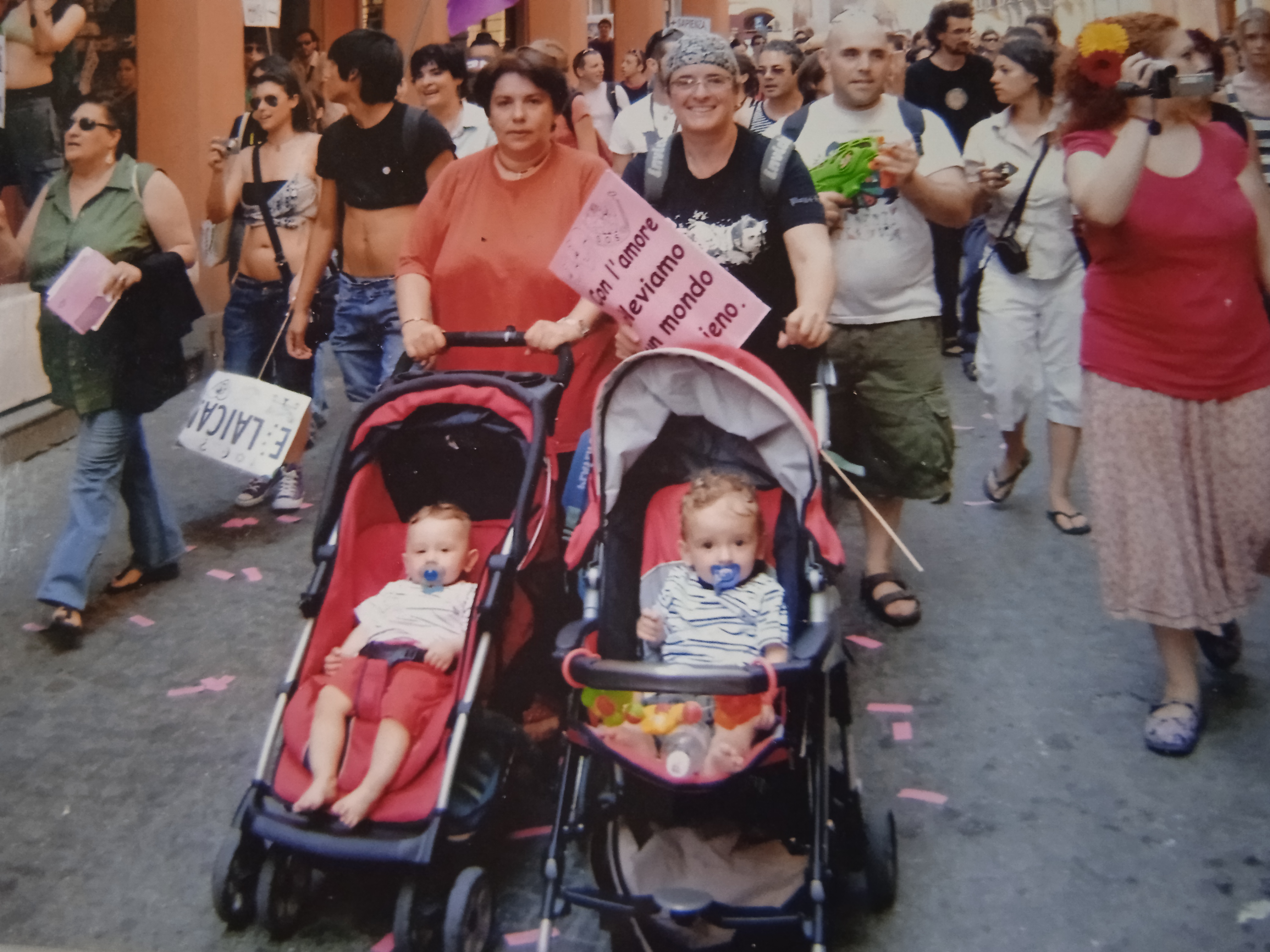 Μεγαλώνοντας με δύο μαμάδες-3