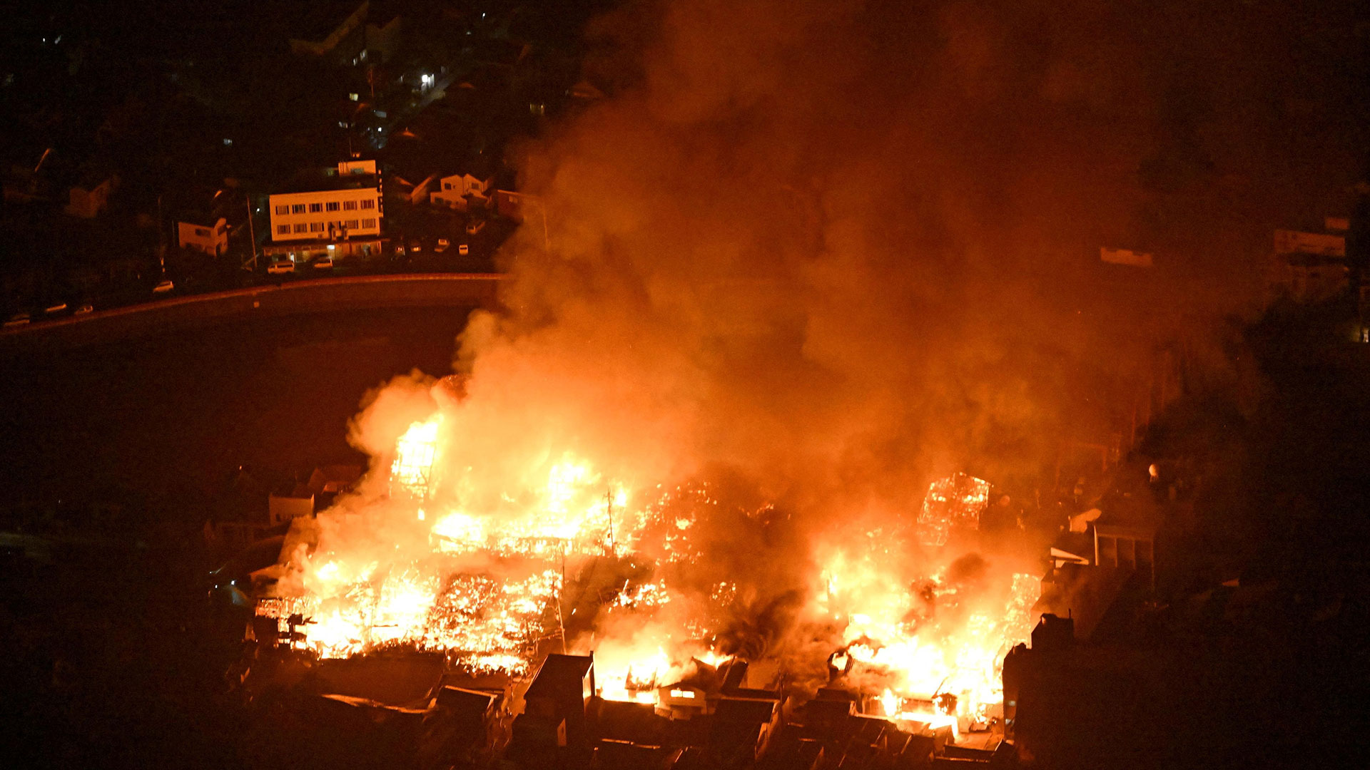 Ιαπωνία: Μεγάλες καταστροφές μετά τον ισχυρό σεισμό – Υποβάθμιση της προειδοποίσης για τσουνάμι-2