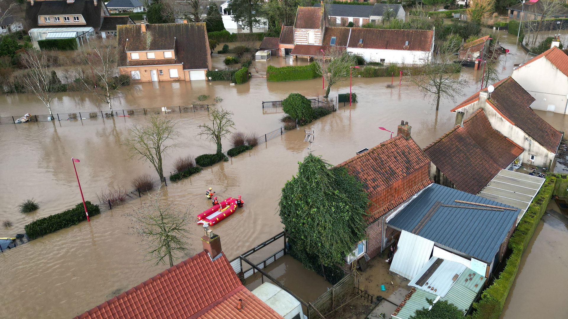 Γαλλία: «Εκτακτα μέτρα» μετά τις σαρωτικές πλημμύρες-2