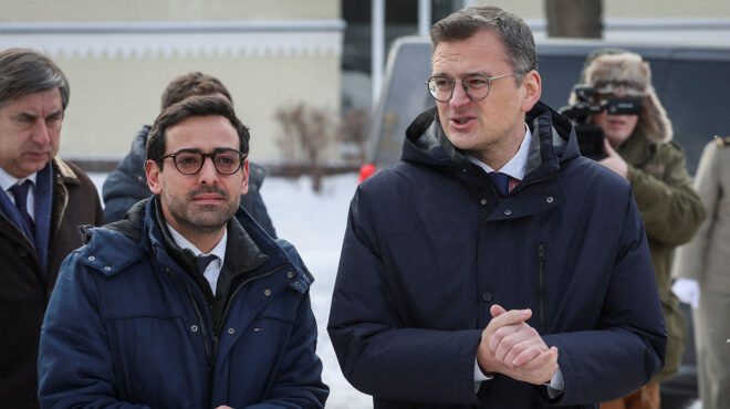 στην-ουκρανία-η-πρώτη-επίσκεψη-του-νέο-562829521