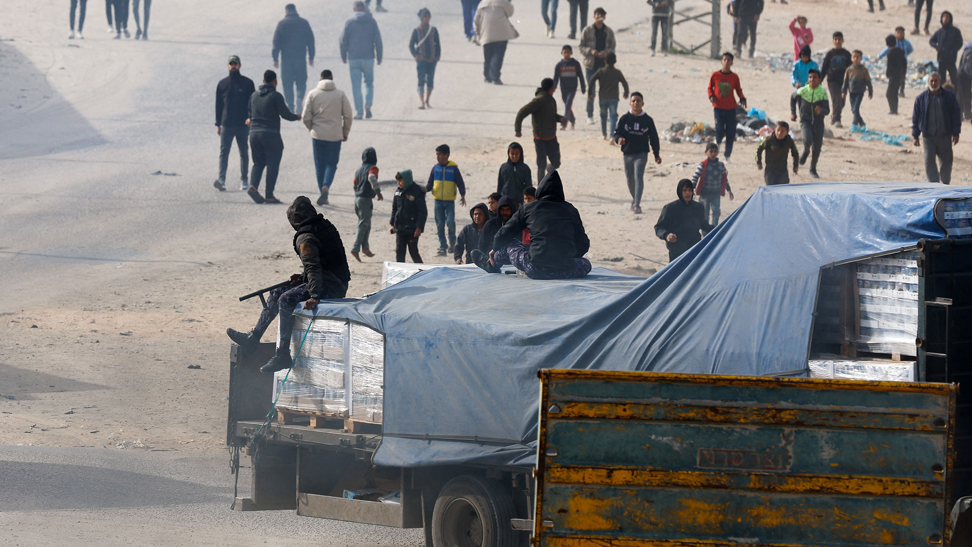 Γάζα: Στην Αίγυπτο η βοήθεια για τους Παλαιστίνιους και τους Ισραηλινούς ομήρους-1