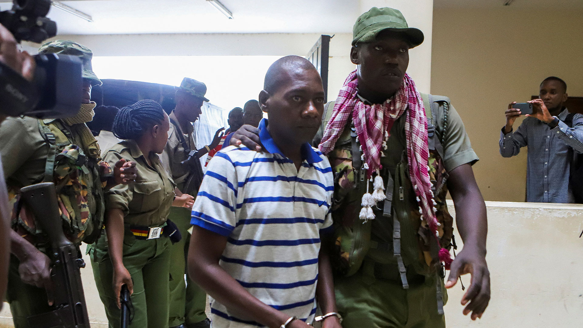 Κένυα: Για 238 θανάτους κατηγορείται ο πάστορας που προέτρεψε πιστούς «να νηστέψουν μέχρι θανάτου»-1