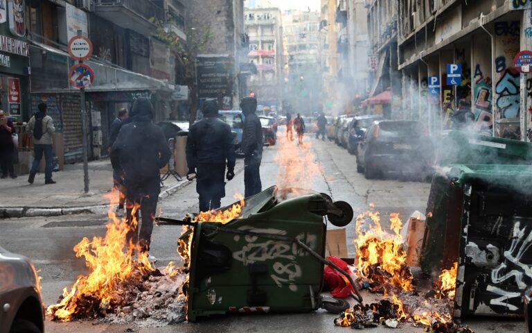 Πανεπιστήμια: Σενάρια για αστυνομία και τηλεξετάσεις