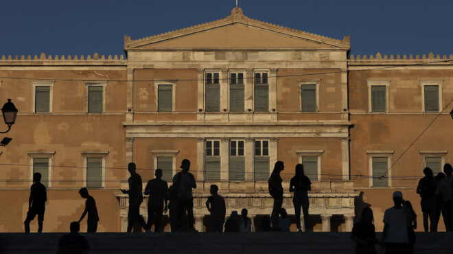 το-πολιτικό-κόστος-της-ισότητας-στον-γ-562841602