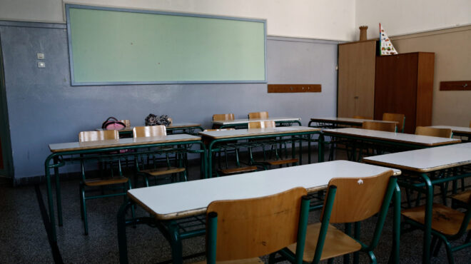 τα-σχολεία-θρέφουν-τις-ιώσεις-562817998