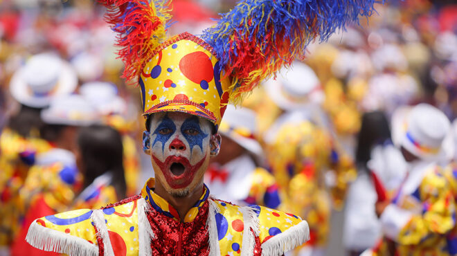 παράδοση-της-δουλείας-562810603