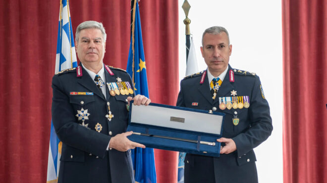 ελ-ασ-τελετή-παράδοσης-ανάληψης-καθ-562855315