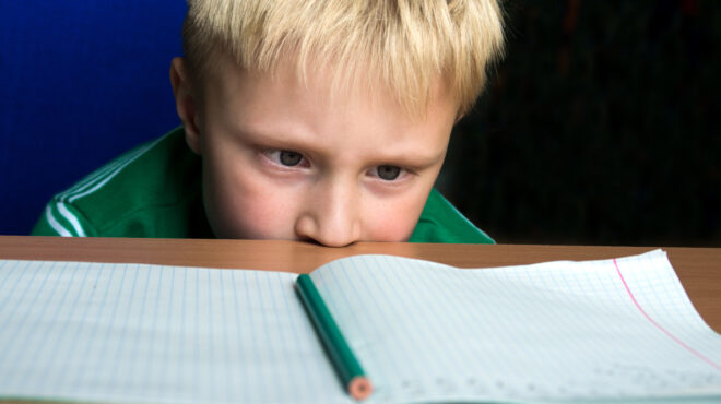 παραπλανητικά-περίπου-τα-μισά-βίντεο-562850581