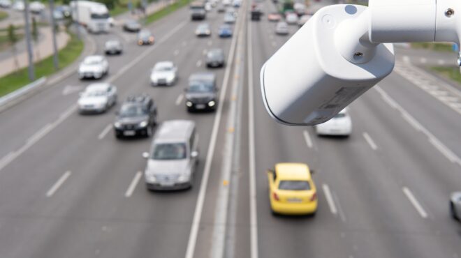 πώς-πυροβολούμε-τα-πόδια-μας-562828450