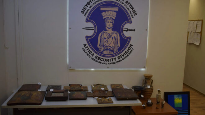 χαλάνδρι-πώς-οι-πλαστοί-πίνακες-μιας-ν-562856815