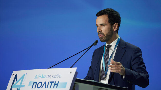 ν-ρωμανός-αλλεπάλληλες-στροφές-180-μοιρ-562827628