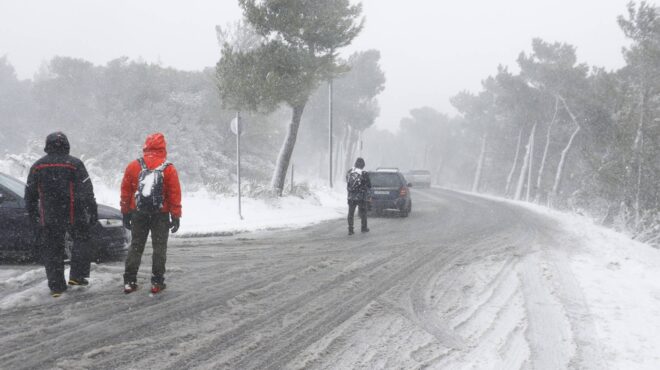 πάρνηθα-διακοπή-της-κυκλοφορίας-από-τ-562853887