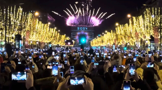 ο-φαύλος-κύκλος-του-εθισμού-στην-οθόνη-562813510