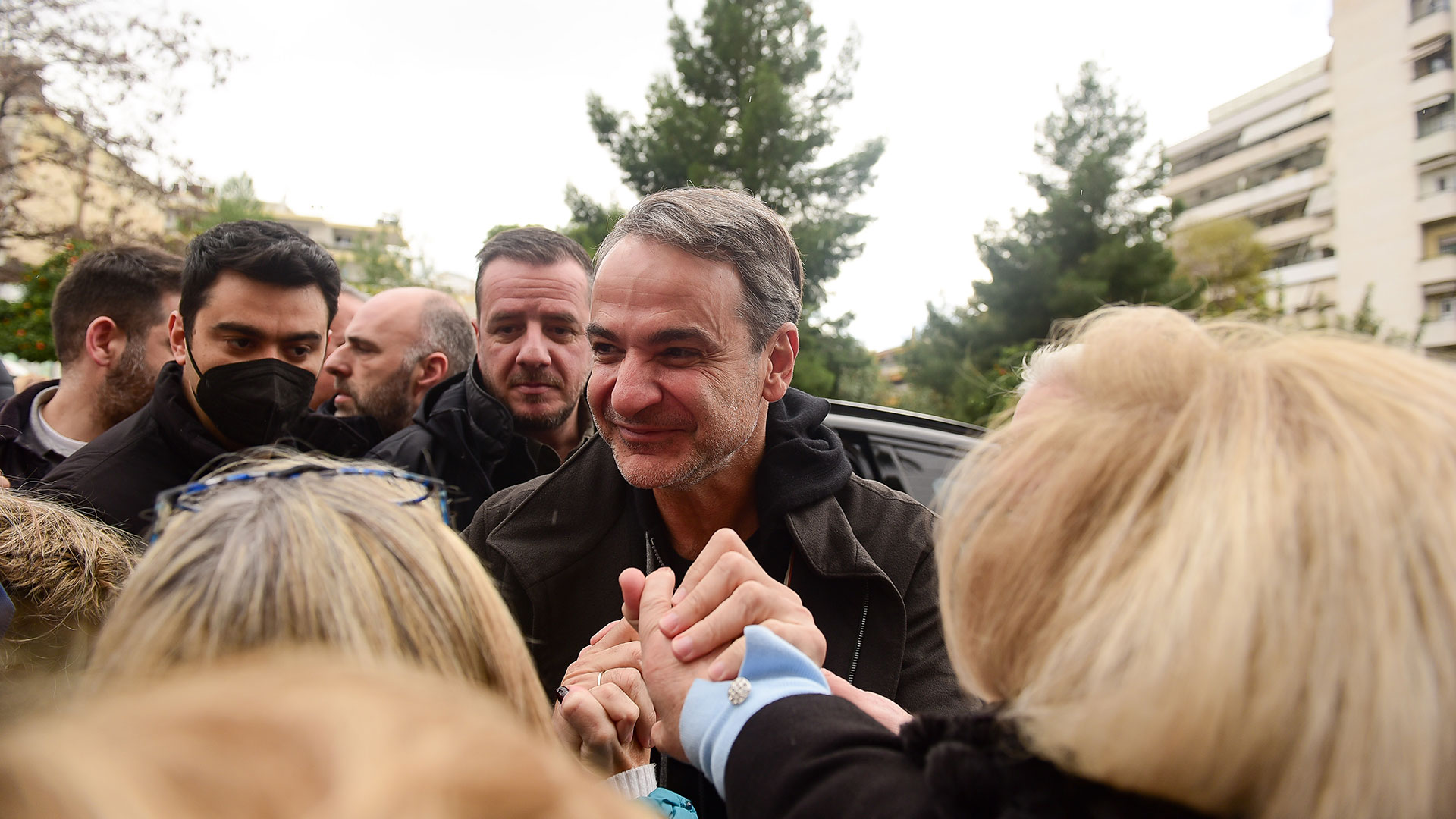 Μητσοτάκης: «Θα συνεχίσουμε να τα βάζουμε με το “τέρας” της ακρίβειας»-2