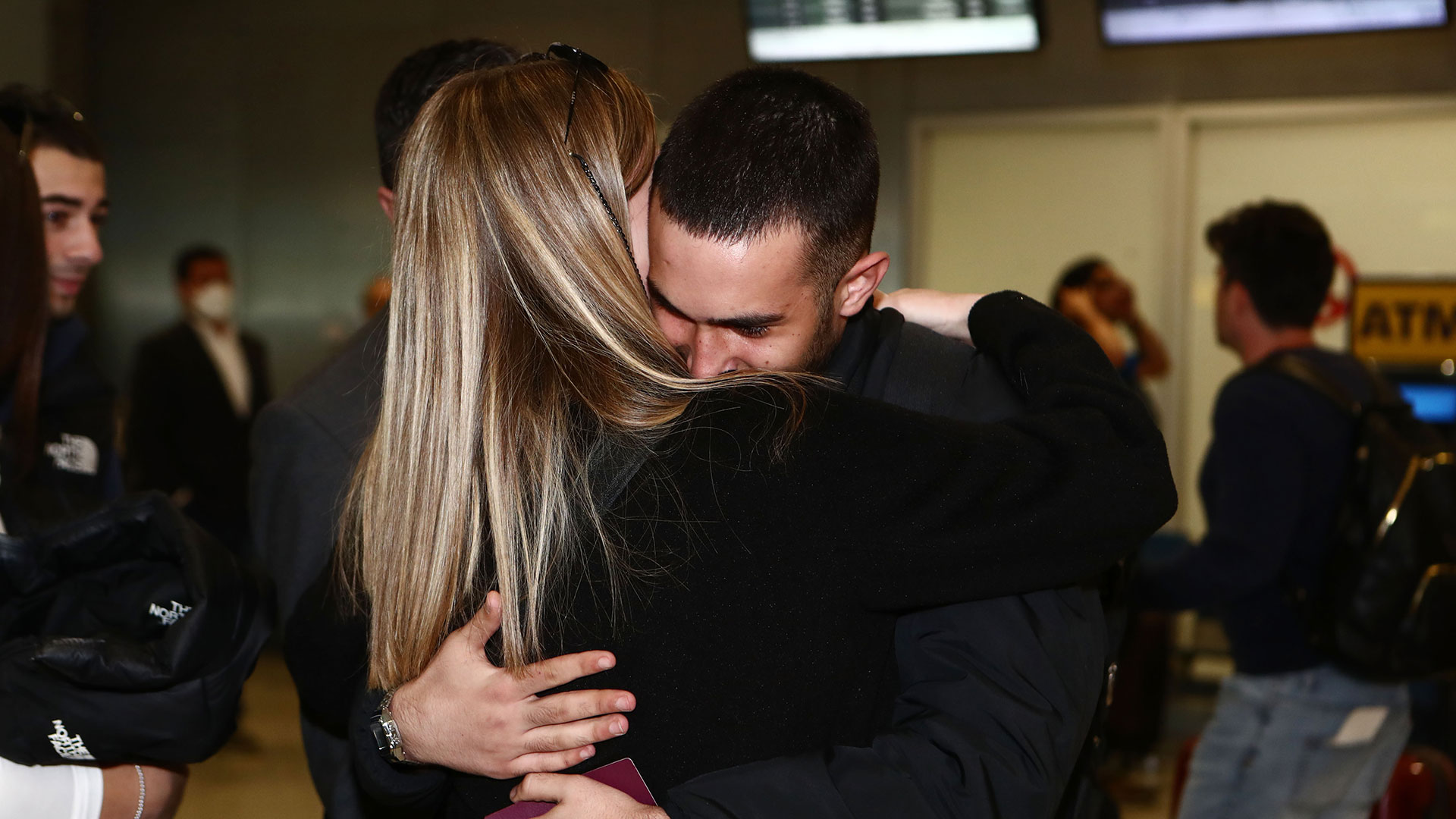 St. Nikolas: Επαναπατρίστηκε ο 19χρονος Ελληνας δόκιμος-1