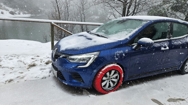 φυλή-τρεις-άνδρες-εγκλωβισμένοι-λόγω-562855489