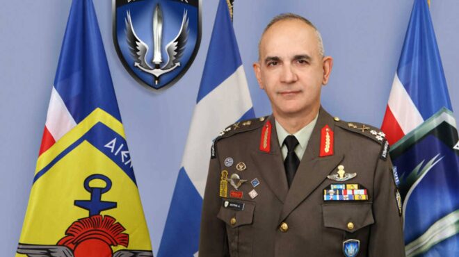 δημήτρης-χούπης-το-βιογραφικό-σημείω-562826248