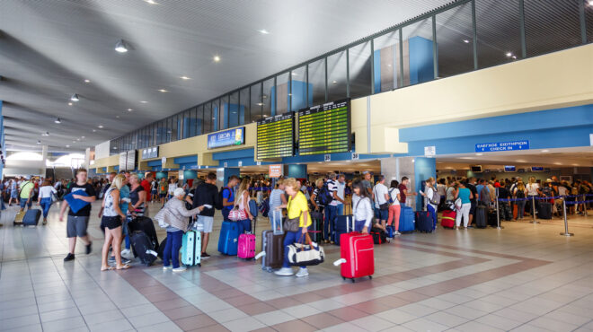 ελλειψη-προσωπικού-και-στις-αερομετα-562835860