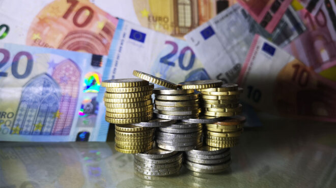 μειώθηκαν-οι-καταθέσεις-τον-νοέμβριο-562811758