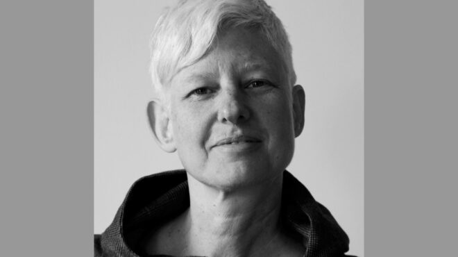 μπετίνα-κνάουπ-στην-κ-οι-χωματερές-562858756