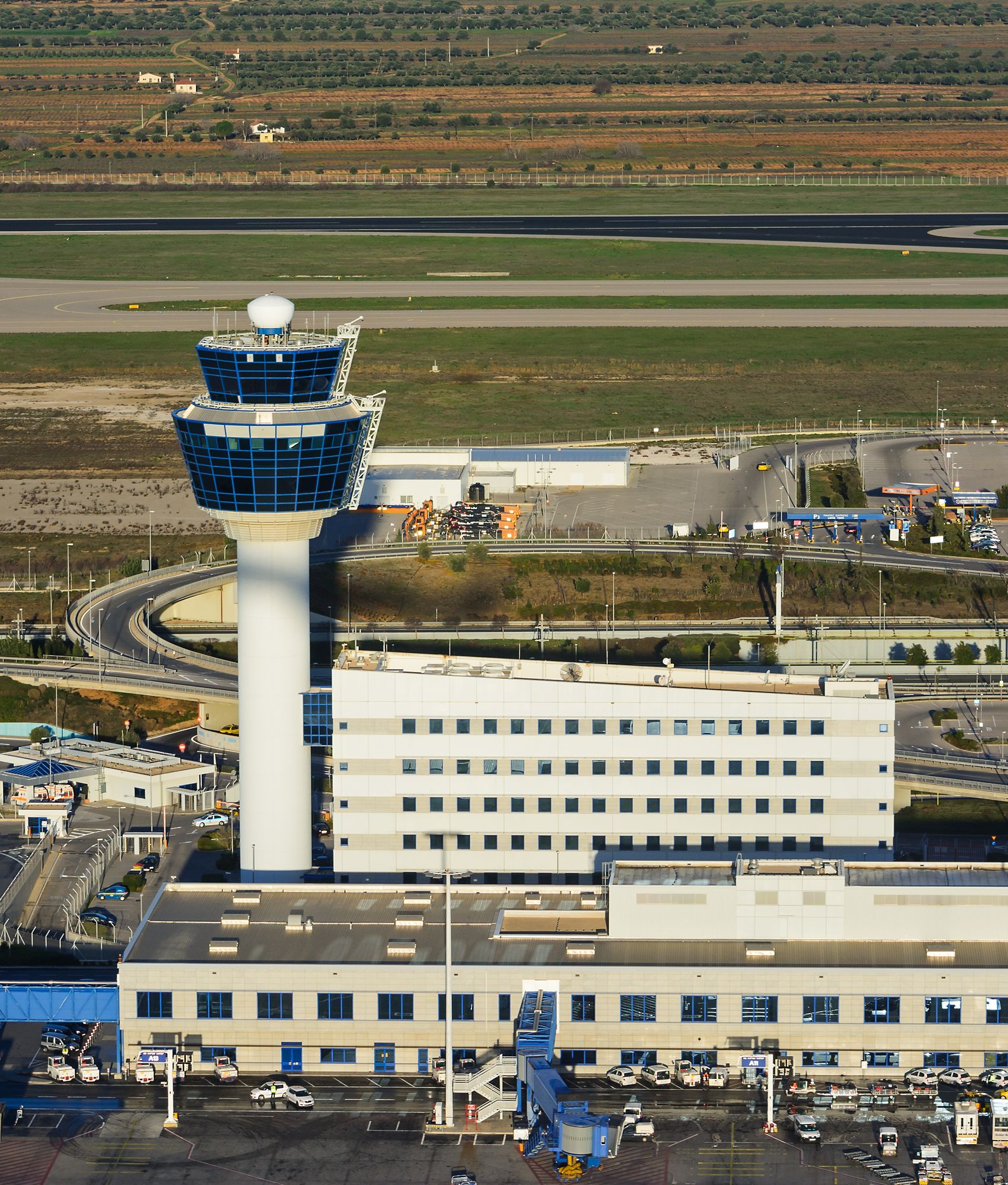 Το «Ελ. Βενιζέλος» μεγαλώνει-1