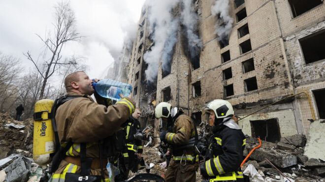 βροχή-πυραύλων-σε-κιέβο-και-χάρκοβο-562811395