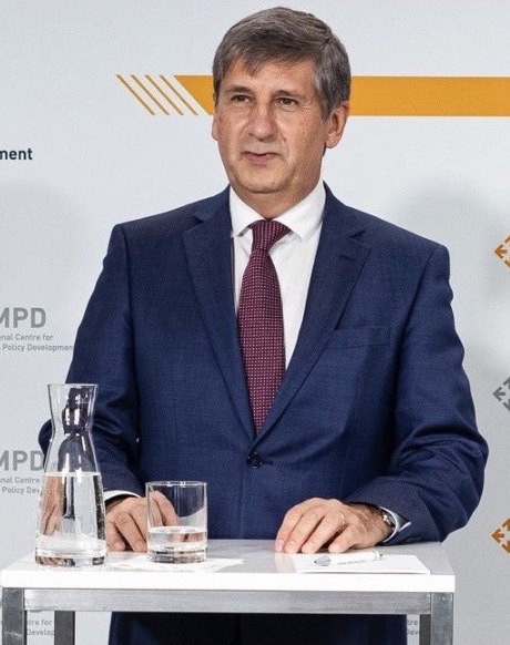 Μ. Σπιντελέγκερ στην «Κ»: «Τα μηνύματα των λαϊκιστών θα αυξήσουν τις ροές το ’24»-1