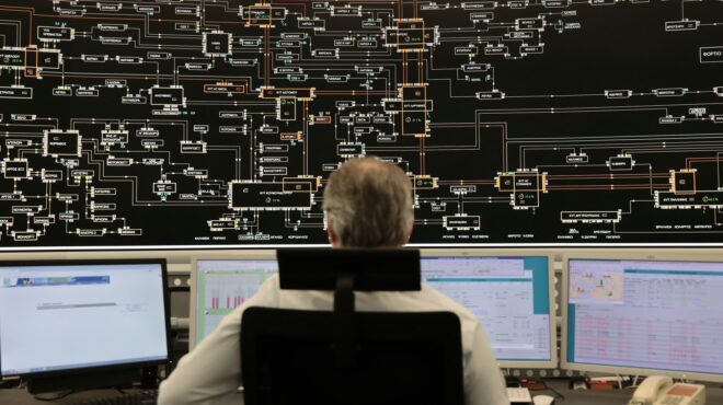 κοντά-στα-500-εκατ-τα-ελλείμματα-των-δύο-ε-562819441