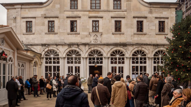 τα-δύσκολα-χρόνια-στην-πόλη-562841245