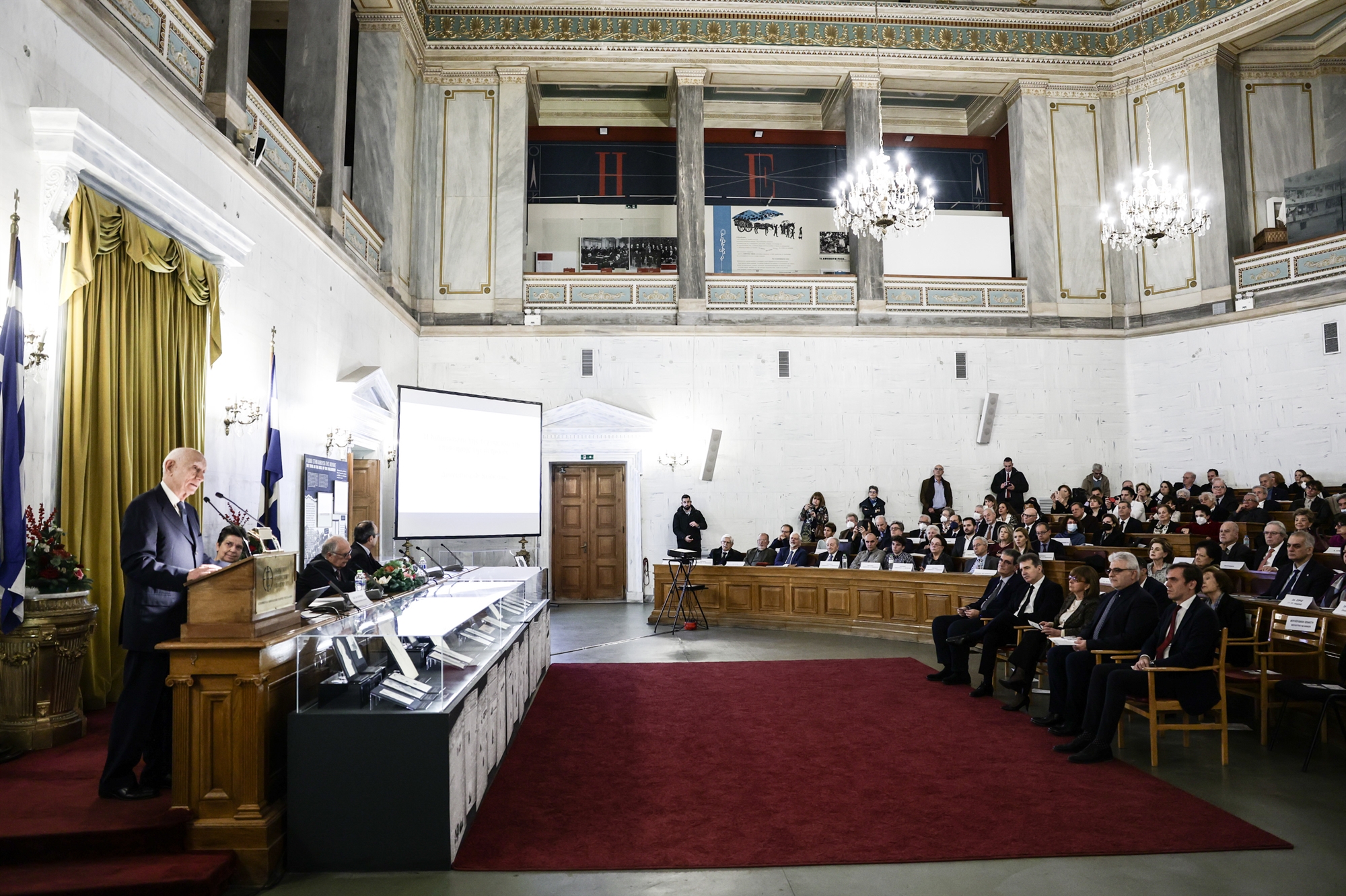 Εξαίρετος γιατρός και δάσκαλος, η περίπτωση του Διονύση Κόκκινου-1