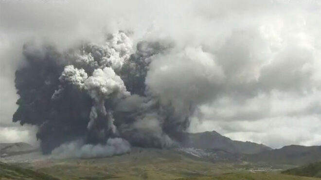 ιαπωνία-εκρηξη-ηφαιστείου-σε-απομακρ-562829476