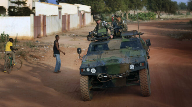 οι-ισλαμιστές-απειλούν-τη-σταθερότητ-562844842