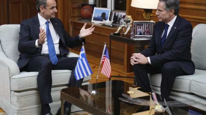 τηλεφωνική-επικοινωνία-μητσοτάκη-μ-562842391