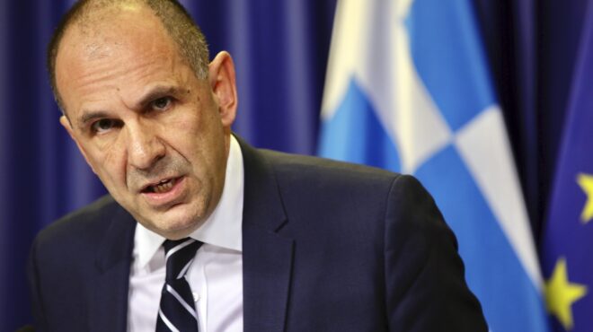 στη-σαουδική-αραβία-ο-γ-γεραπετρίτης-562822402