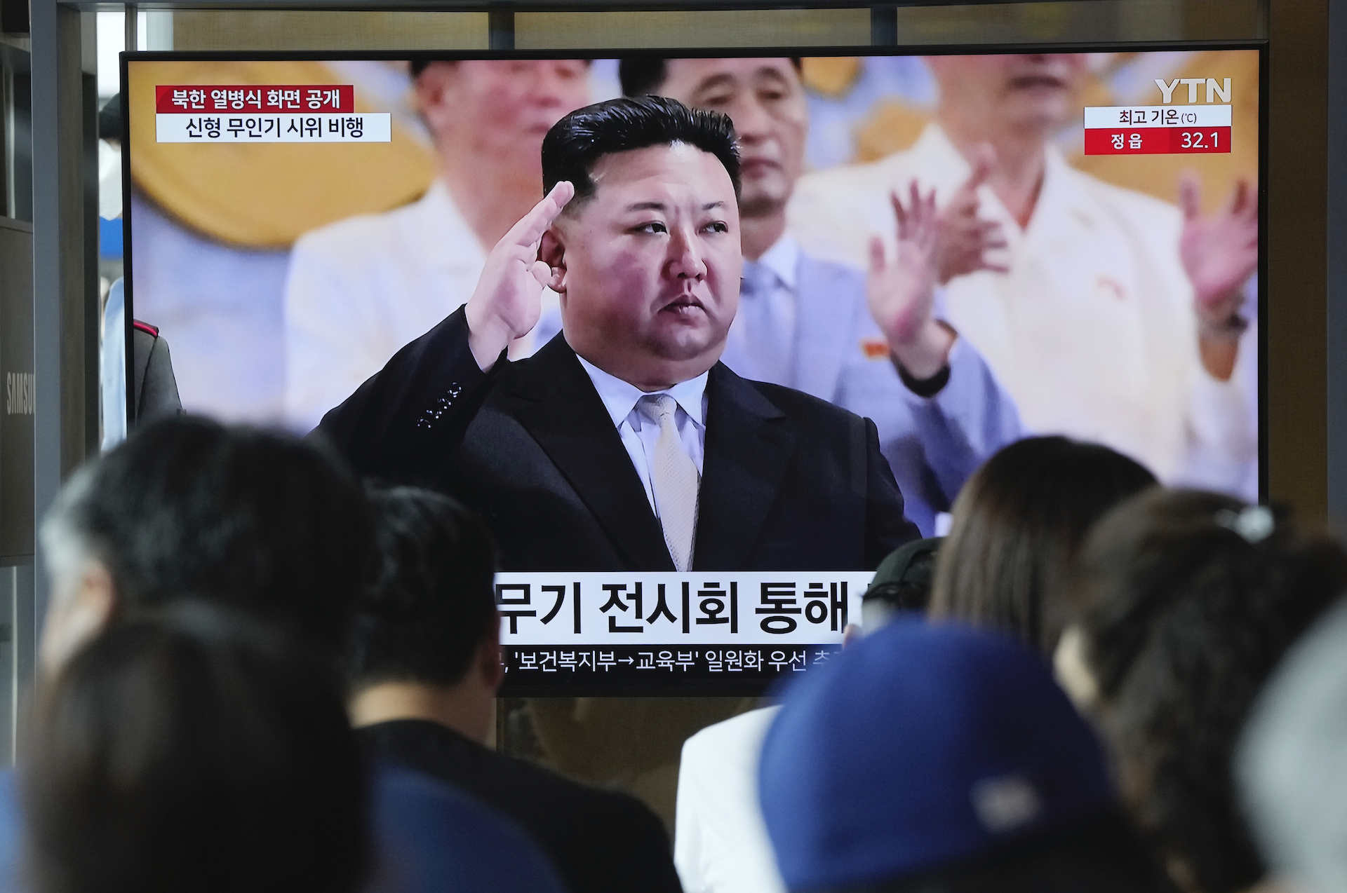 Σενάρια πολέμου: Σχεδιάζει όντως ο Κιμ επίθεση στη Νότια Κορέα;-1