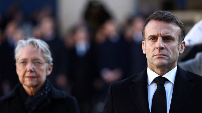 γαλλία-ο-μακρόν-θυσίασε-την-πρωθυπουρ-562819681