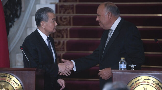 αίγυπτος-κίνα-σε-κοινή-γραμμή-για-ερ-562829929