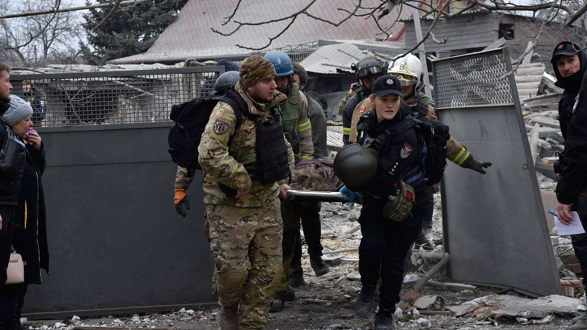 «Ενεργητική άμυνα»: Το σχέδιο επιβίωσης της Ουκρανίας για το 2024-5