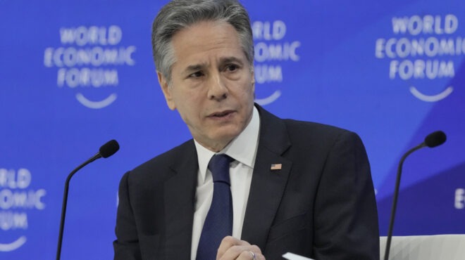 βλάβη-σε-boeing-737-που-θα-μετέφερε-τον-αντονι-μ-562834819