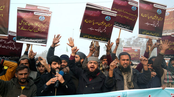 συμφωνία-πακιστάν-και-ιράν-για-αποκλι-562838755