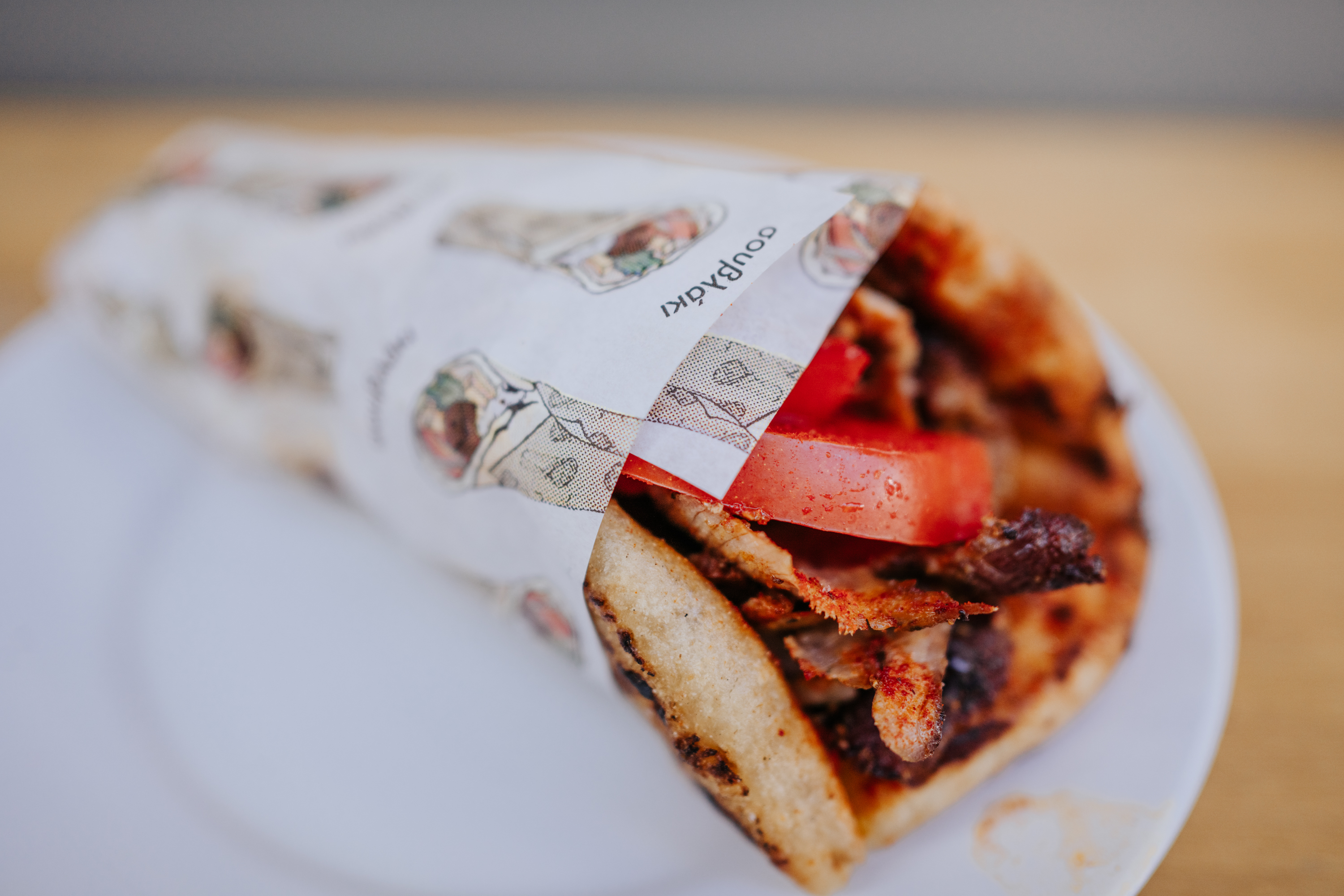 Σουβλάκι και φυσαλίδες παλιού και Νέου Κόσμου-1