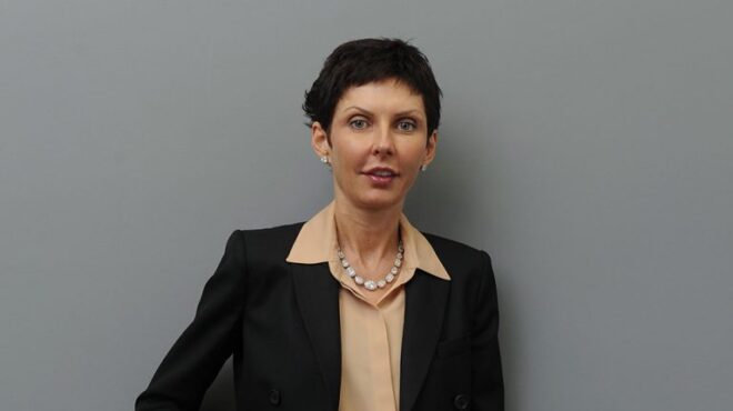 μισθός-281-εκατ-δολαρίων-και-αντιδράσει-562824709