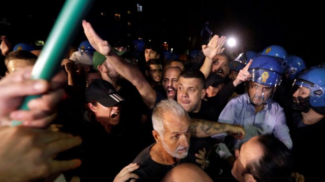 σάλος-στην-ιταλία-από-τον-μαζικό-φασισ-562820011